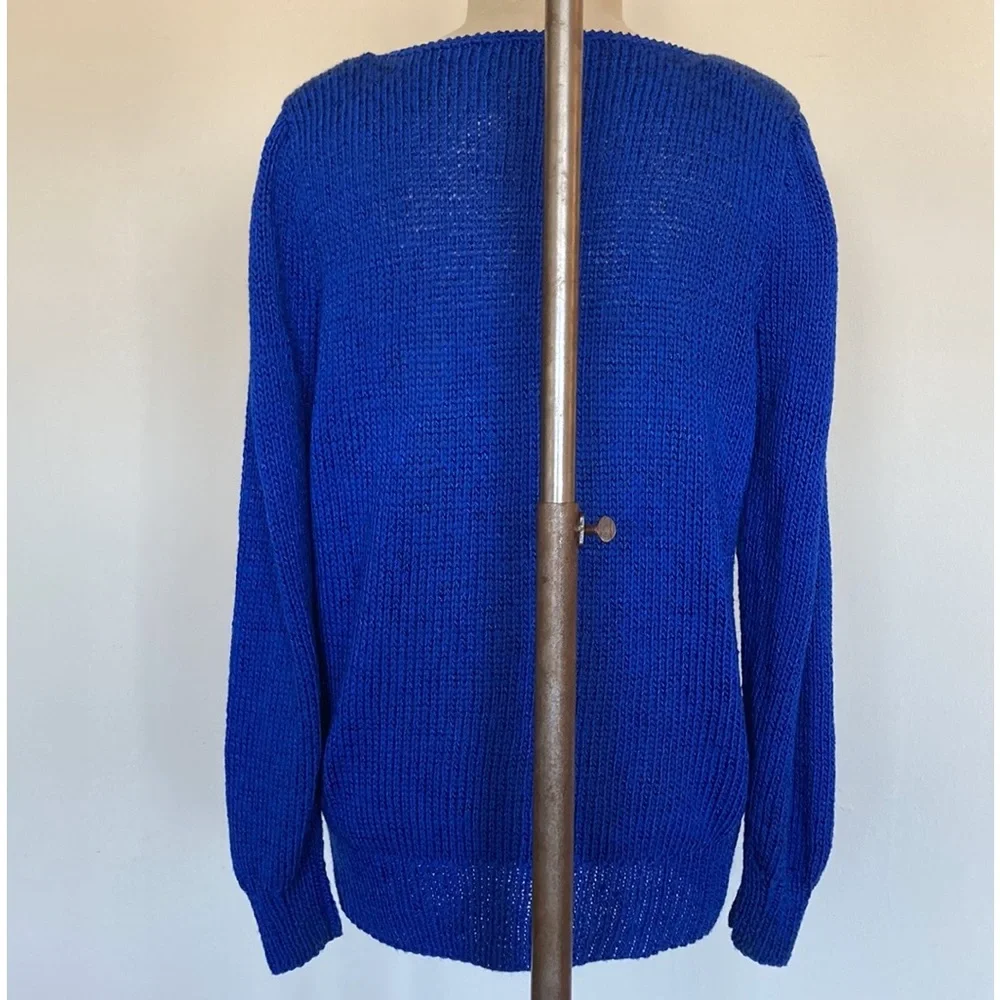 1980s hand knit sweater, neckline appliqué with rhinestones M